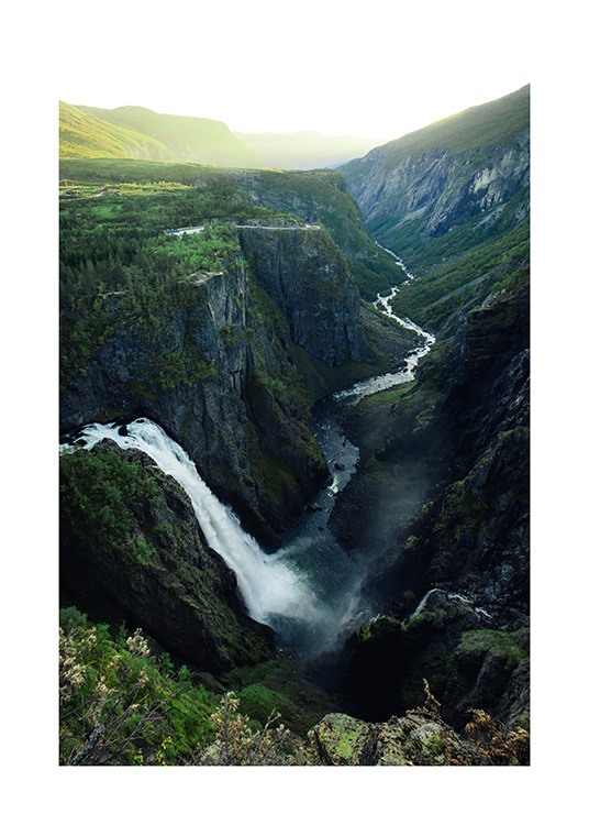 Vøringfossen Waterfall Poster / Natuurmotieven bij Desenio AB (12079)