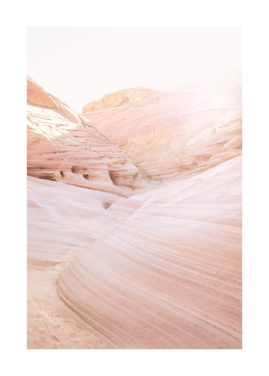  – Foto van woestijnlandschap met roze canyons en wave rocks