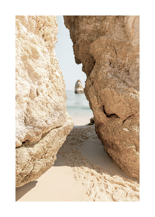 – Algarve kliffen en voetstappen in beige