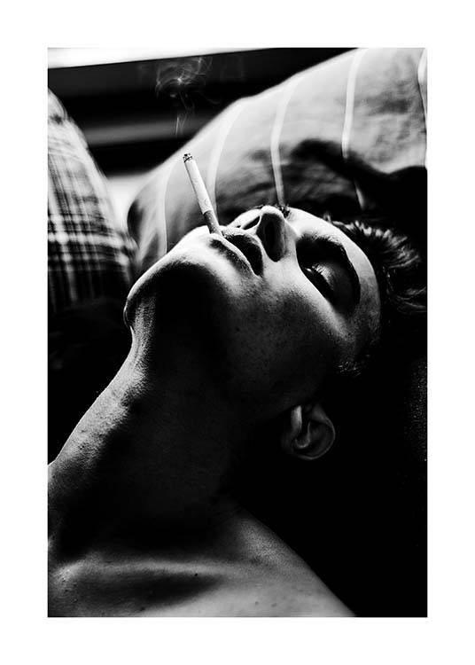 Smoking In Bed Poster / Zwart wit bij Desenio AB (2959)