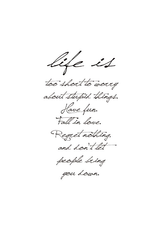  – Quote poster in zwart wit met tekst over wat het leven inhoudt