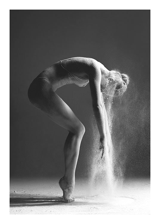 Dancer One, Poster / Fotokunst bij Desenio AB (8218)