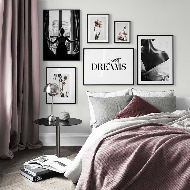 Zwartwit posters in moderne slaapkamer